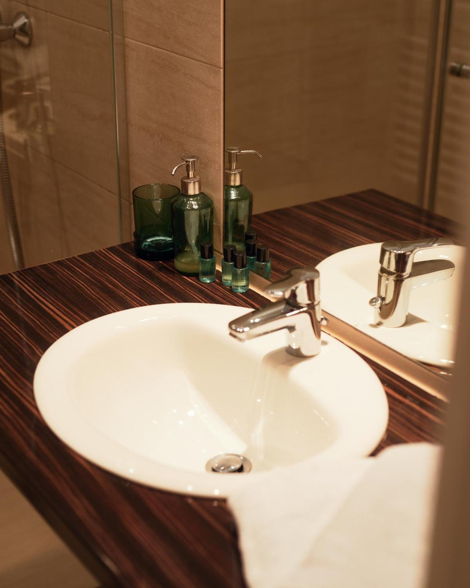 Perfecto With Designers Touch 24h Check-in Apartment Wien