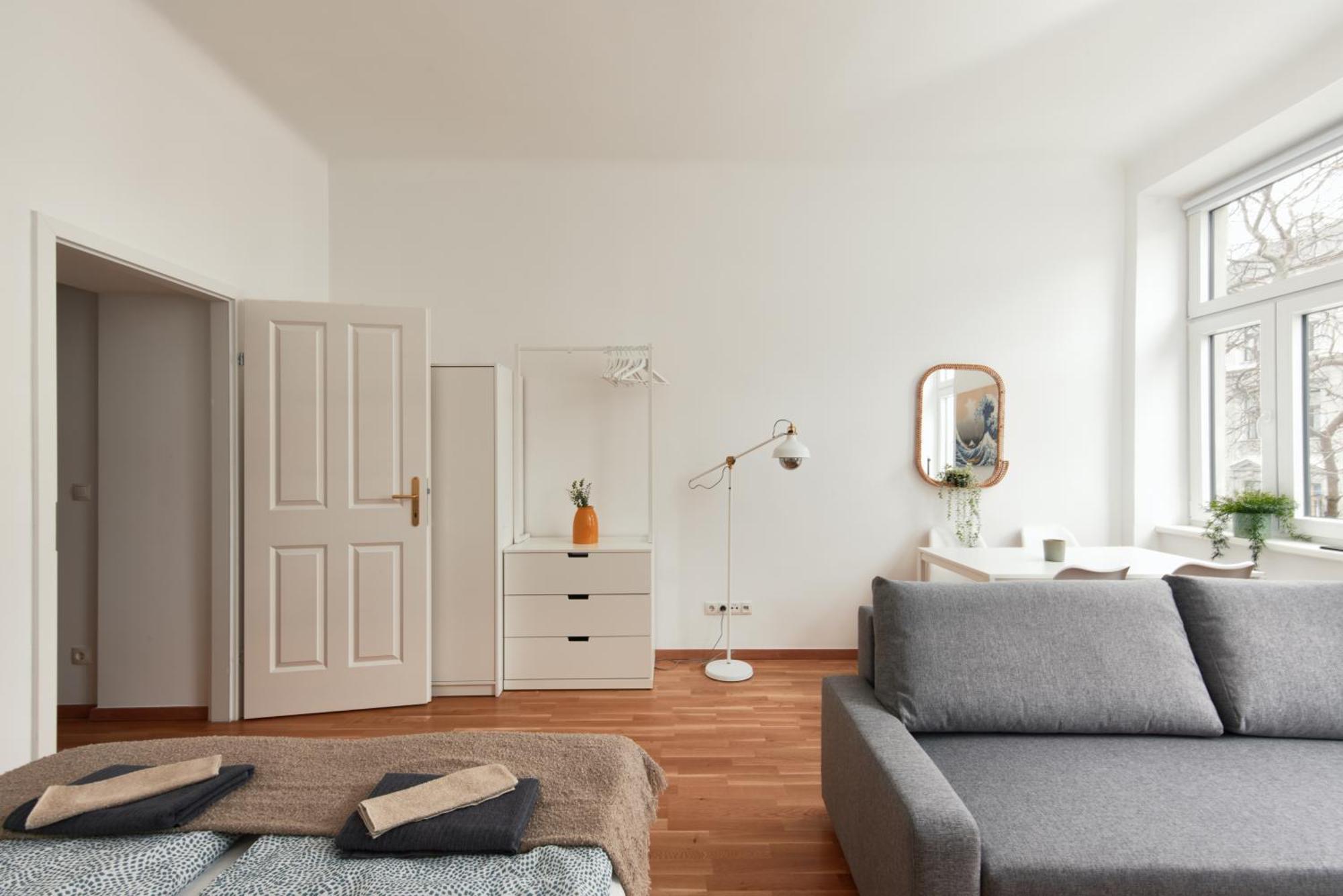 Perfecto With Designers Touch 24h Check-in Apartment